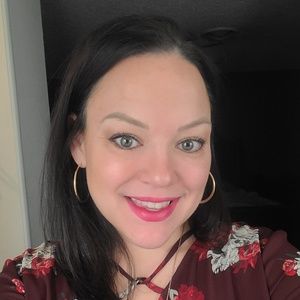 Meet your Posher, Kristin